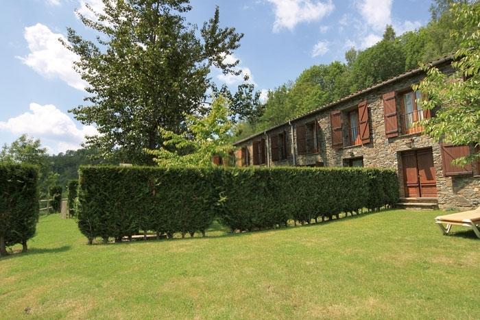 Apartamentos Rurales Les Barnedes Molló Esterno foto