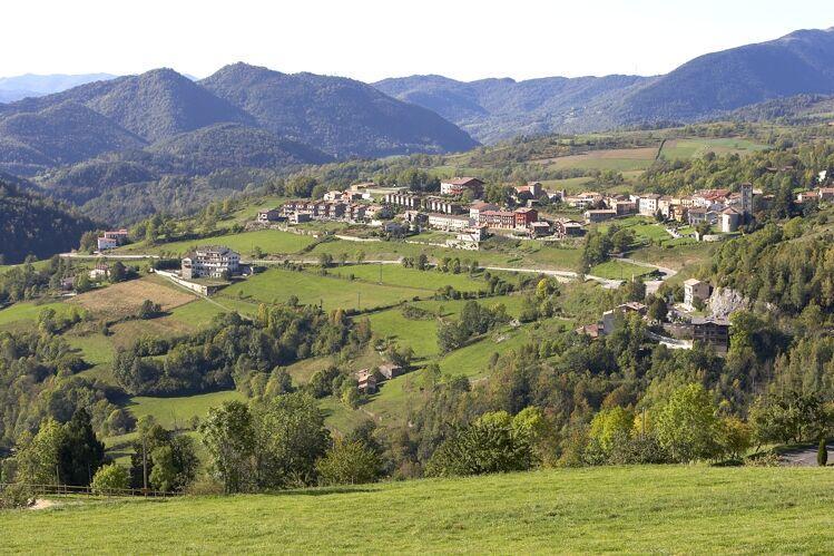 Apartamentos Rurales Les Barnedes Molló Esterno foto