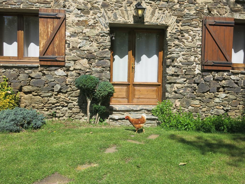 Apartamentos Rurales Les Barnedes Molló Esterno foto