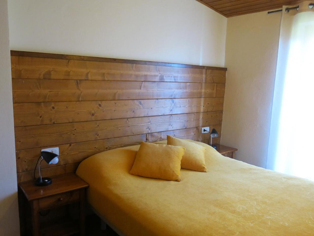 Apartamentos Rurales Les Barnedes Molló Esterno foto